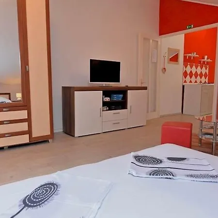 In 36591 Lägenhet Veli Lošinj