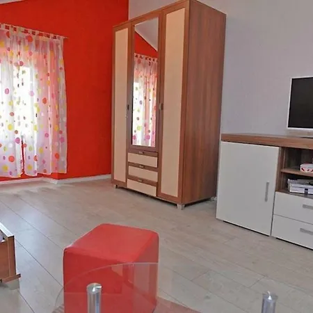 In 36591 Lägenhet Veli Lošinj